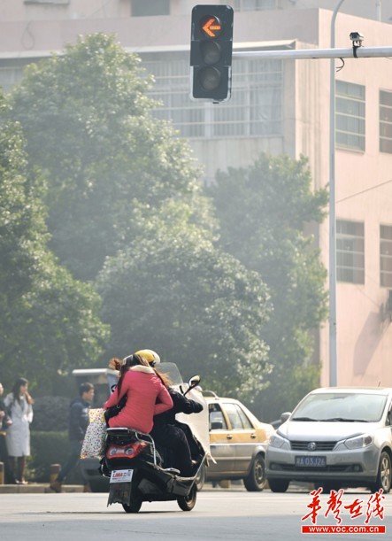 湖南长沙车祸事故揭示的安全问题与挑战，最新新闻报道